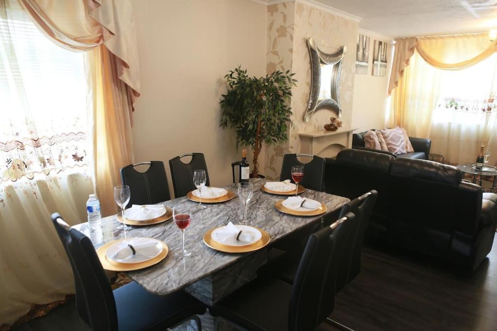 Luxurious Bedworth Exhall, House Villa Exterior photo